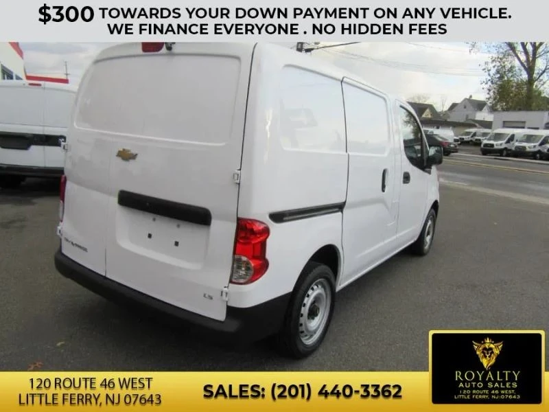 2017 Chevrolet Express - Image 12 of 12