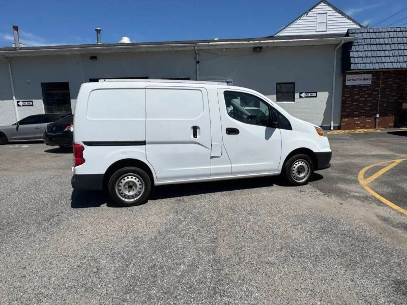 2017 Chevrolet Express - Image 9 of 12