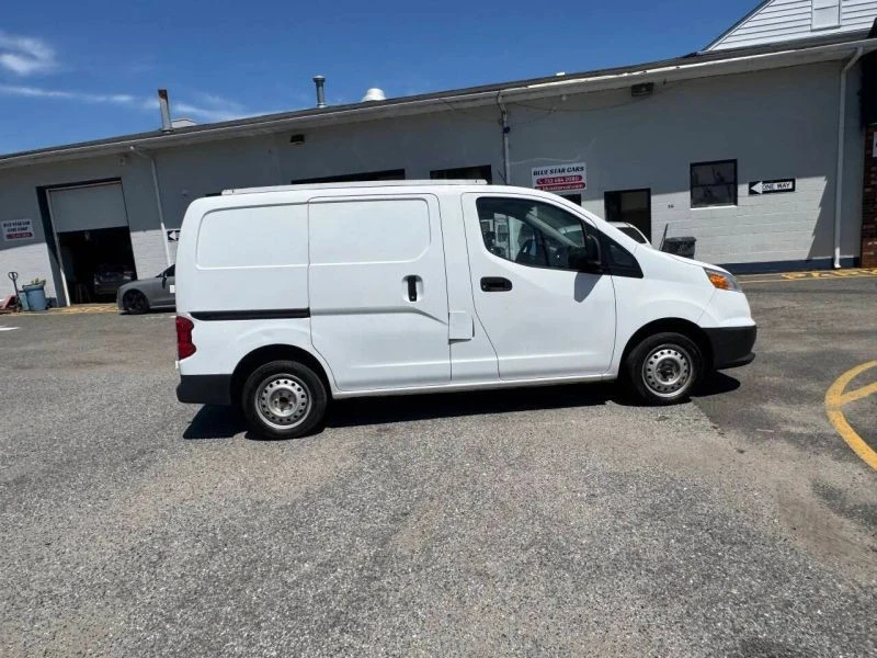 2017 Chevrolet Express - Image 8 of 12