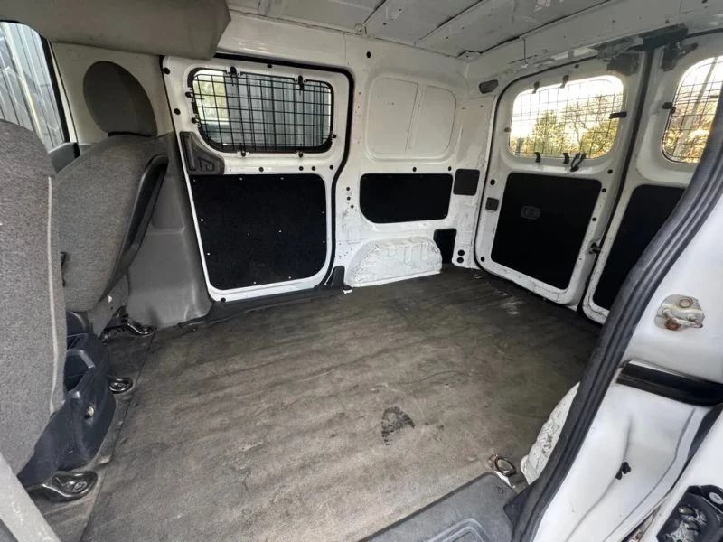 2017 Chevrolet Express - Image 6 of 6
