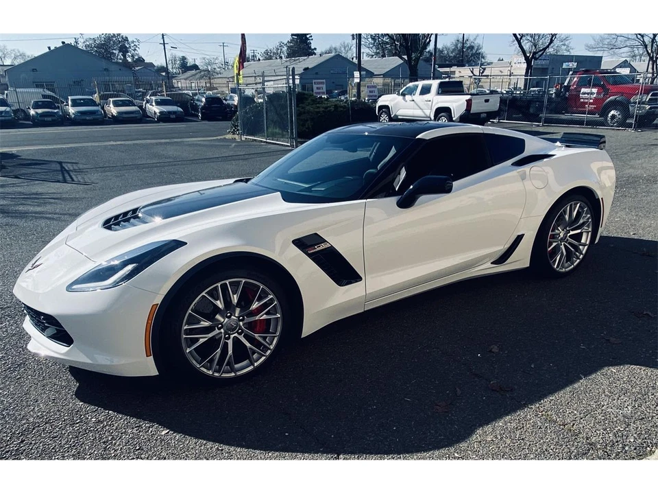 2017 Chevrolet Corvette C7 - Image 2 of 7