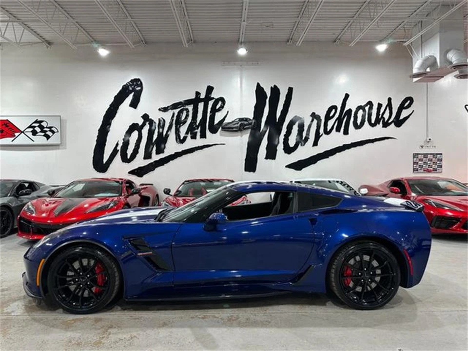 2017 Chevrolet Corvette C7 - Image 2 of 17