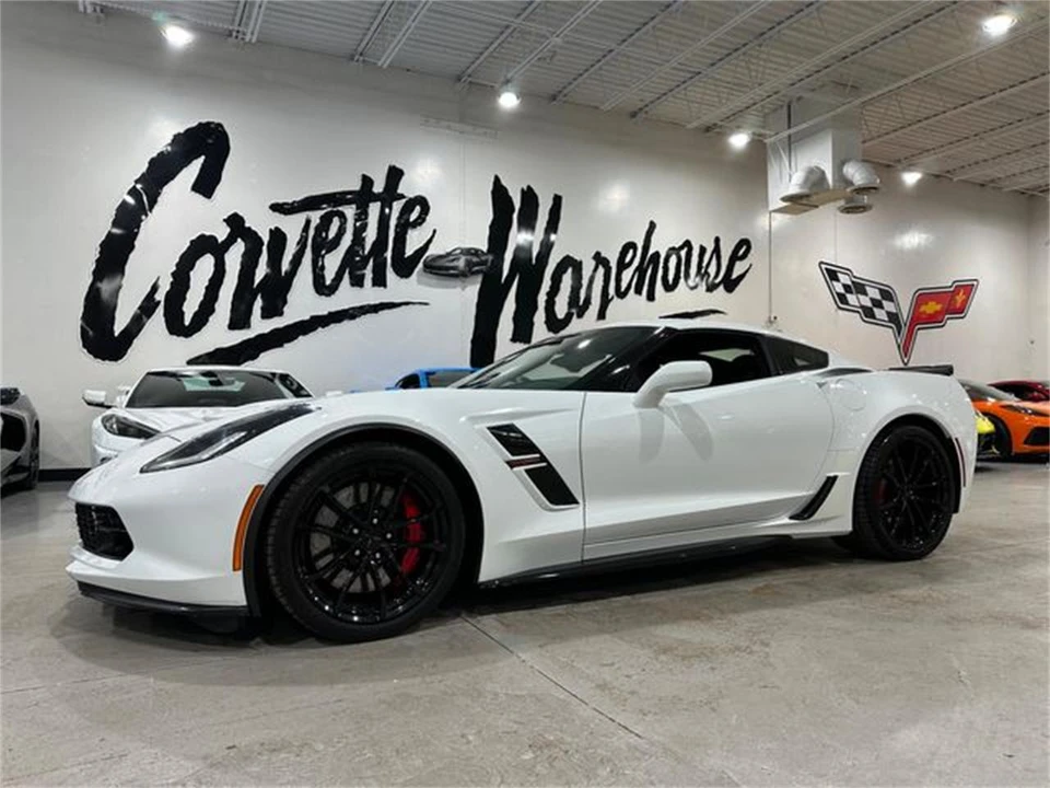 2017 Chevrolet Corvette C7 - Image 17 of 30
