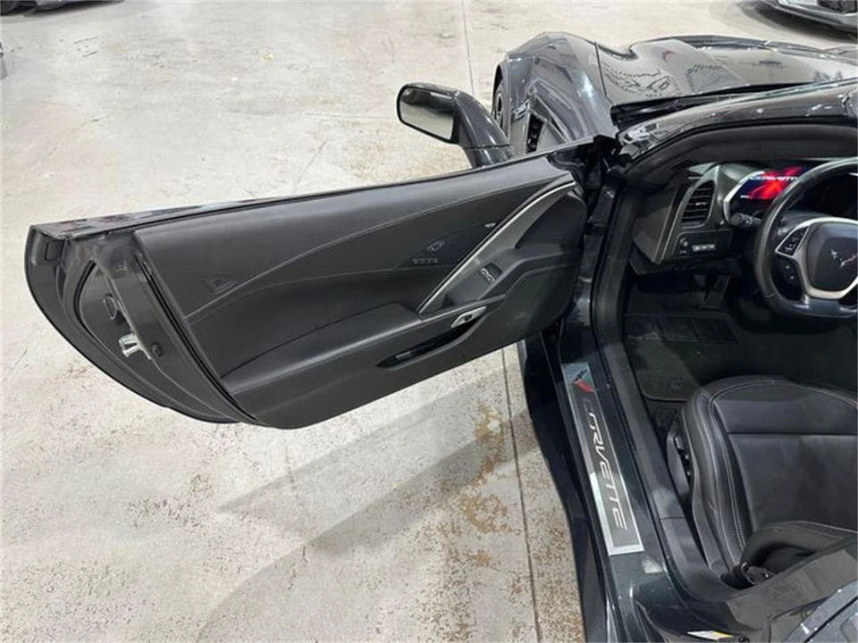 2017 Chevrolet Corvette C7 - Image 14 of 30