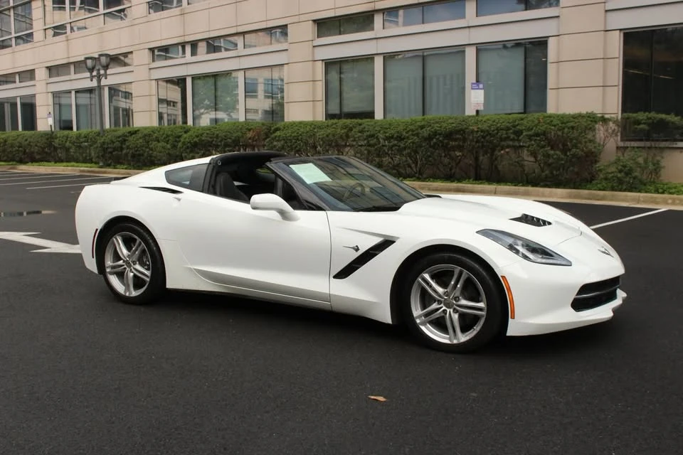 2017 Chevrolet Corvette C7 - Image 2 of 18