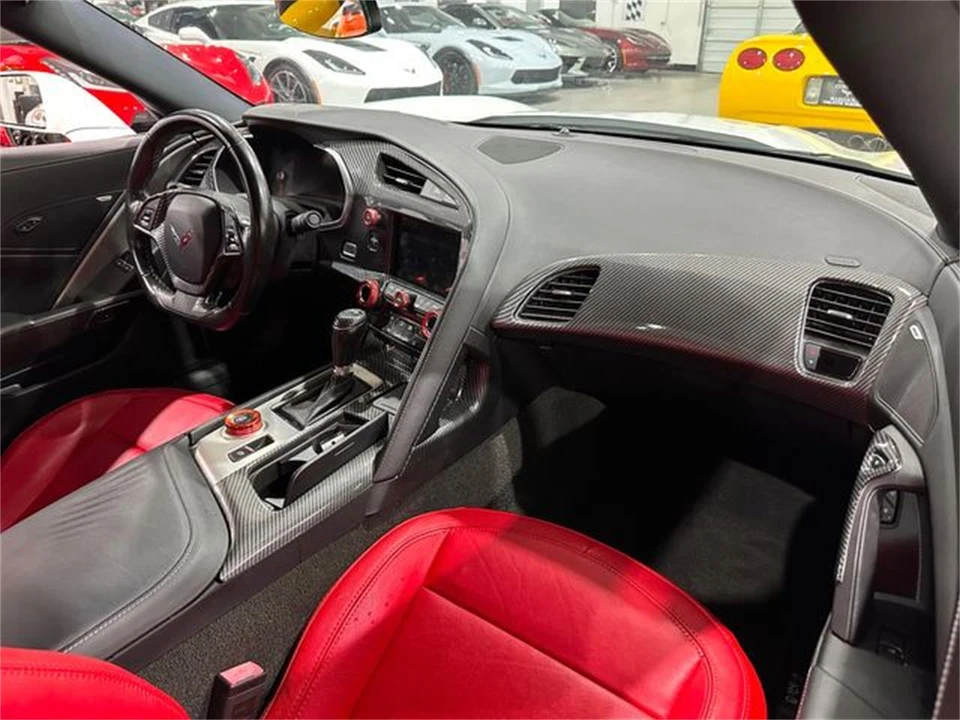 2017 Chevrolet Corvette C7 - Image 11 of 30