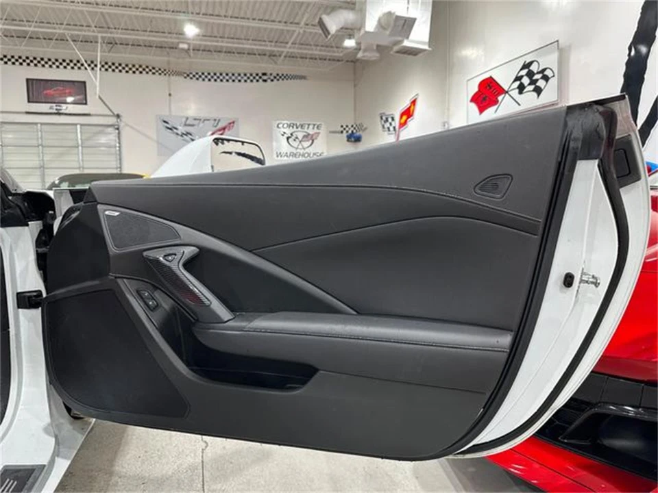 2017 Chevrolet Corvette C7 - Image 14 of 30