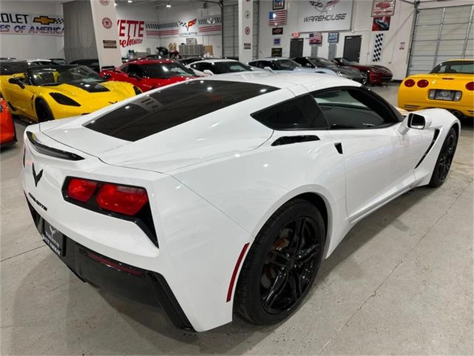 2017 Chevrolet Corvette C7 - Image 28 of 30