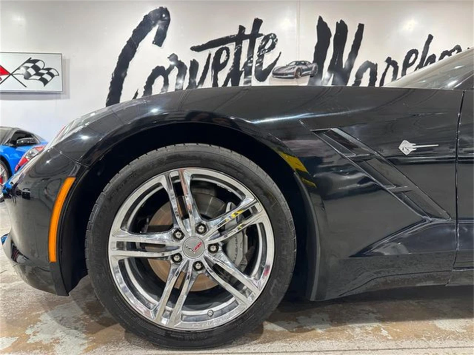 2017 Chevrolet Corvette C7 - Image 18 of 30