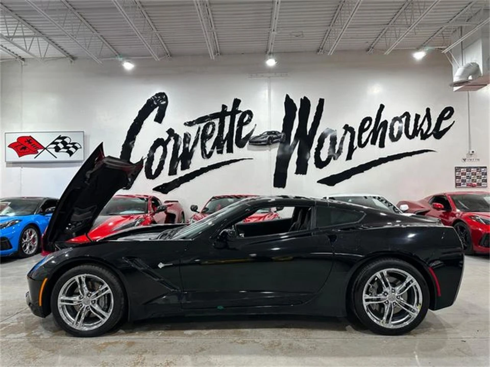 2017 Chevrolet Corvette C7 - Image 2 of 30