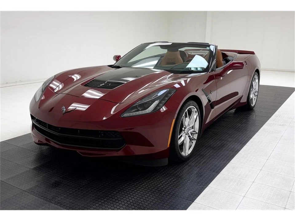 2017 Chevrolet Corvette C7 - Image 2 of 31