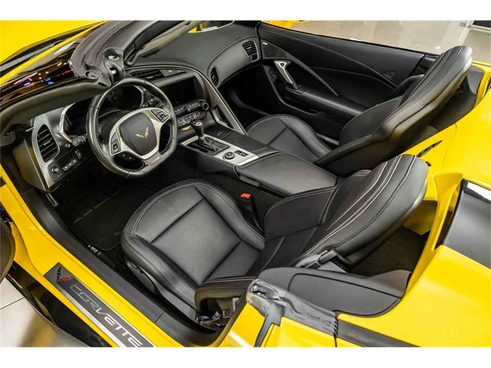 2017 Chevrolet Corvette C7 - Image 2 of 31