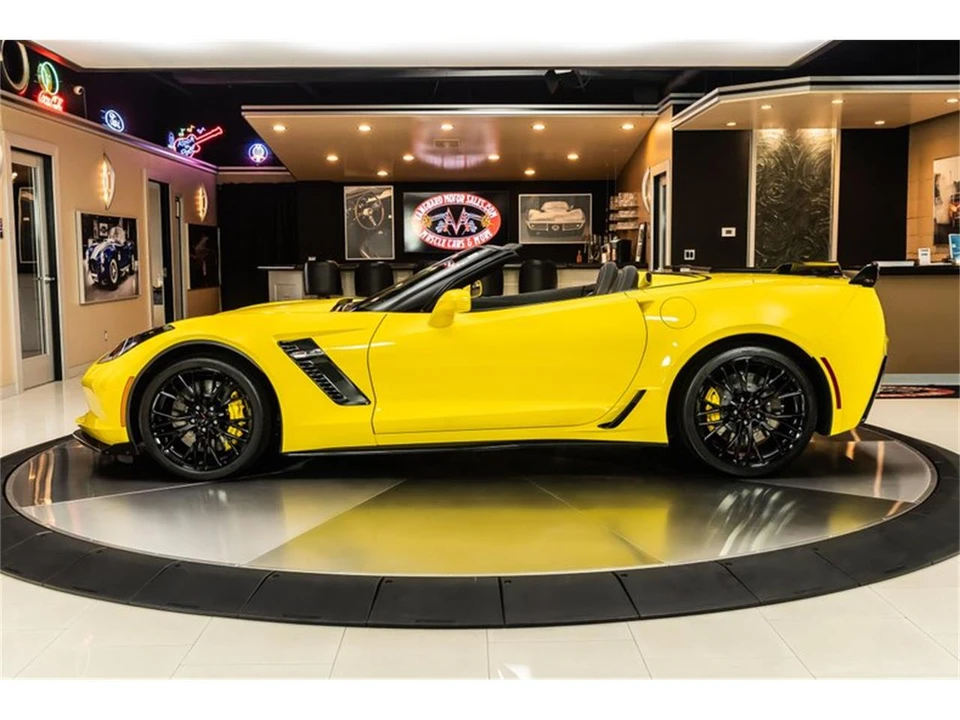 2017 Chevrolet Corvette C7 - Image 19 of 31