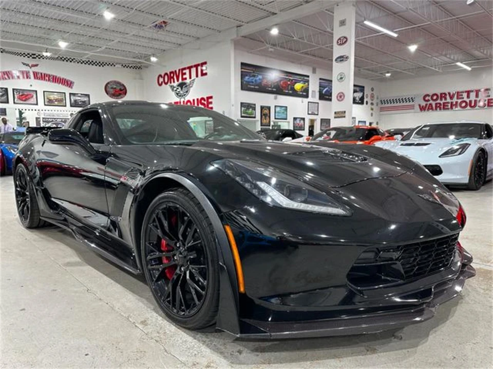 2017 Chevrolet Corvette C7 - Image 5 of 30