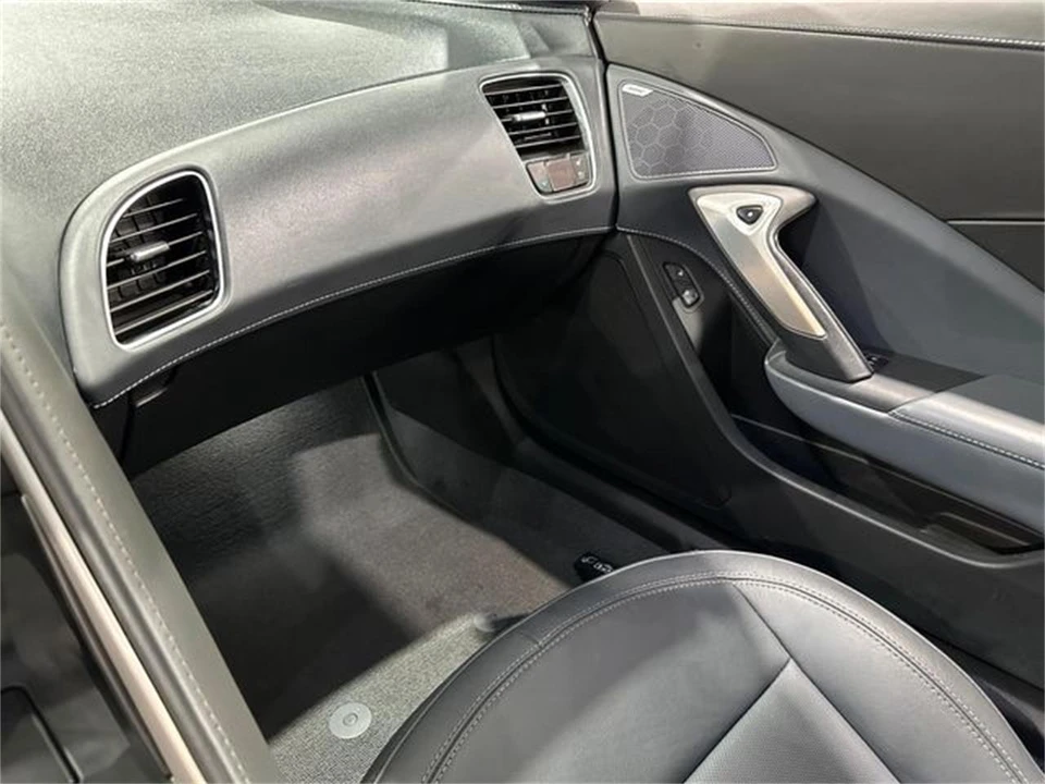 2017 Chevrolet Corvette C7 - Image 15 of 30