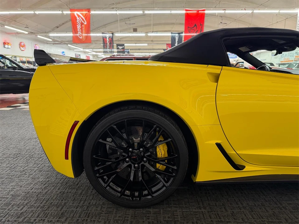 2017 Chevrolet Corvette C7 - Image 24 of 31