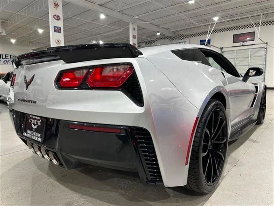 2017 Chevrolet Corvette C7 - Image 4 of 29