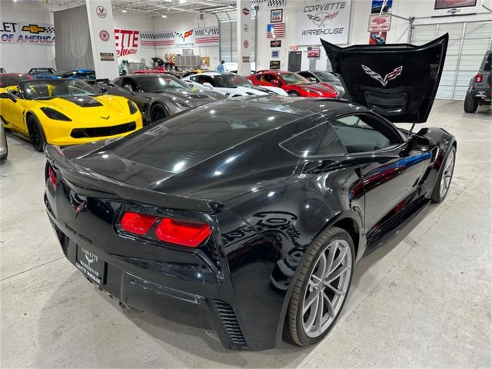 2017 Chevrolet Corvette C7 - Image 18 of 30