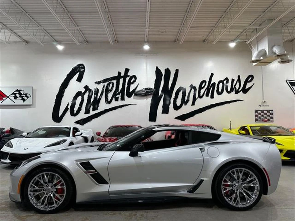 2017 Chevrolet Corvette C7 - Image 2 of 30
