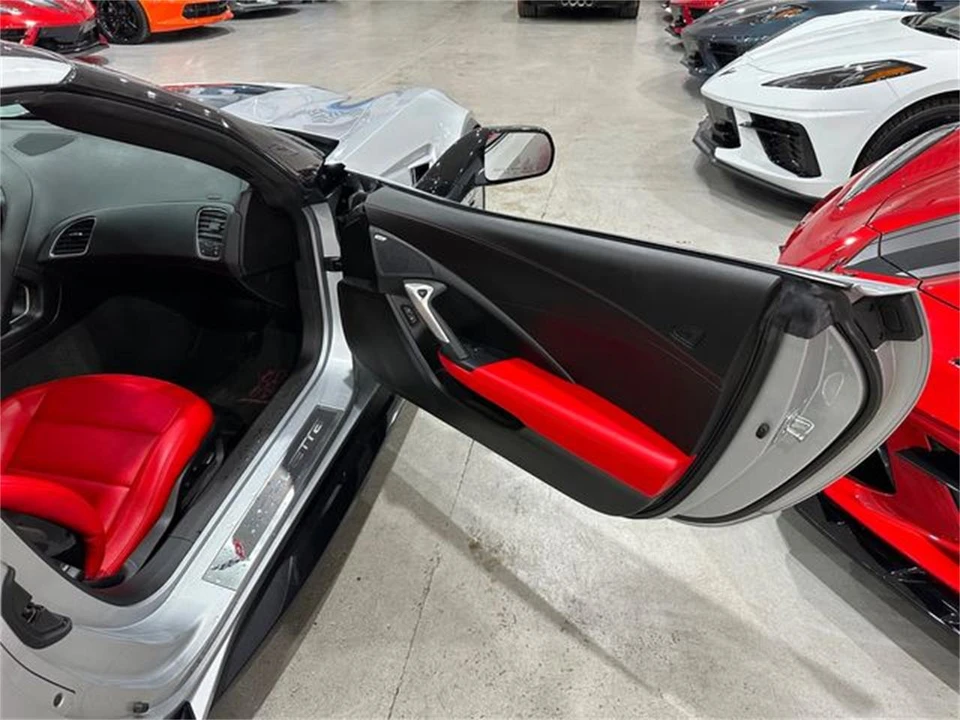 2017 Chevrolet Corvette C7 - Image 18 of 30