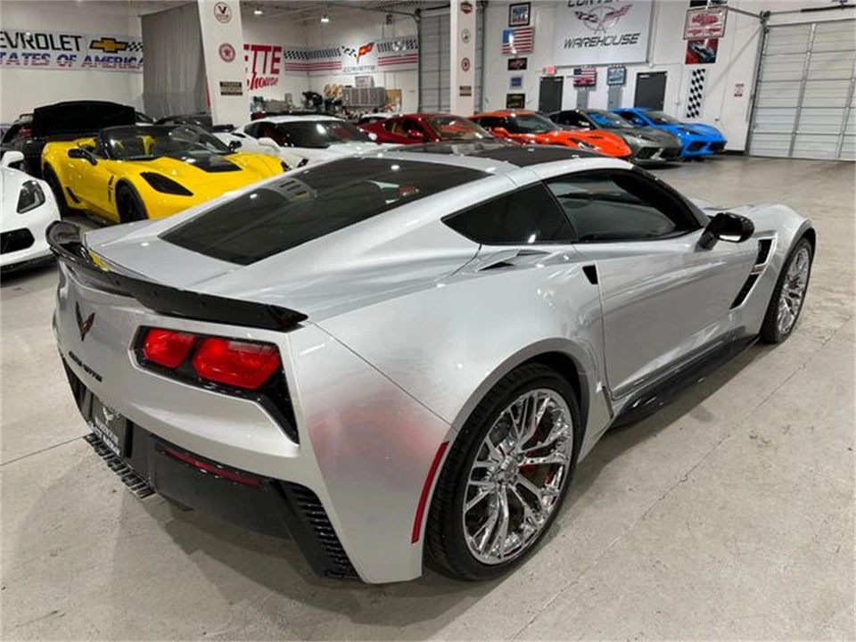 2017 Chevrolet Corvette C7 - Image 25 of 30