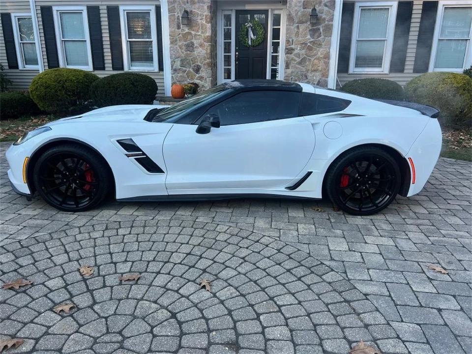 2017 Chevrolet Corvette C7 - Image 2 of 9