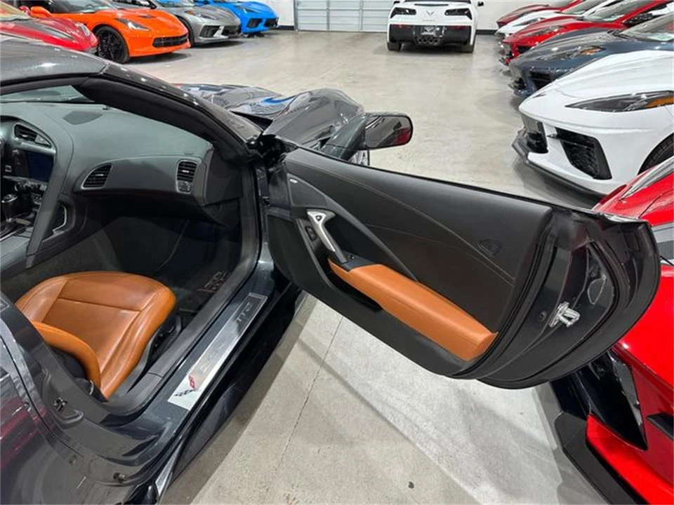 2017 Chevrolet Corvette C7 - Image 16 of 30