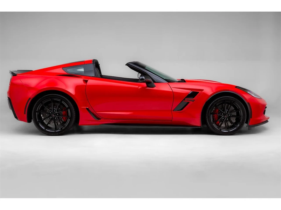 2017 Chevrolet Corvette C7 - Image 2 of 31