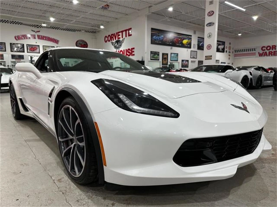 2017 Chevrolet Corvette C7 - Image 5 of 30