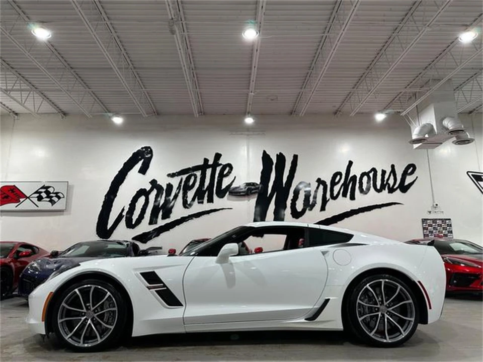 2017 Chevrolet Corvette C7 - Image 2 of 30