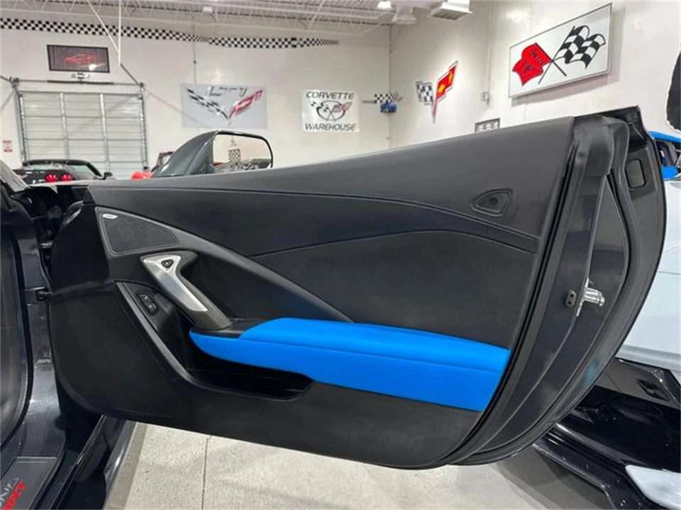 2017 Chevrolet Corvette C7 - Image 15 of 30