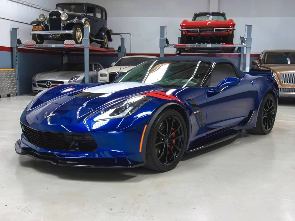2017 Chevrolet Corvette C7 - Image 2 of 31