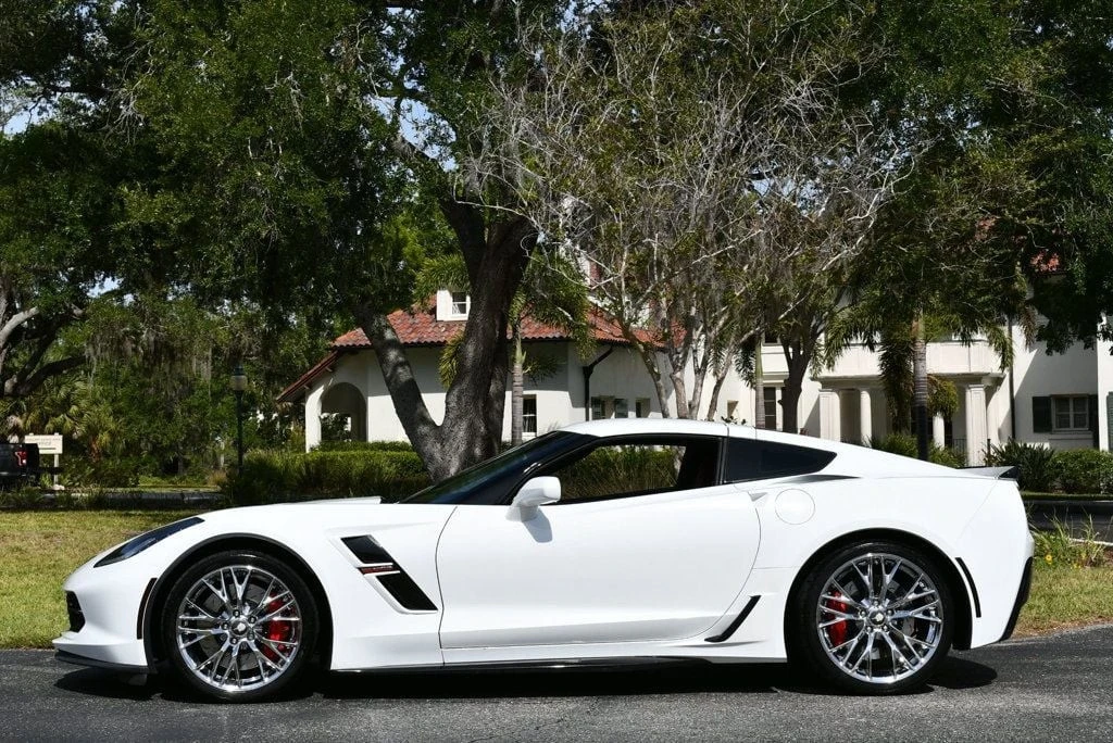 2017 Chevrolet Corvette C7 - Image 3 of 31