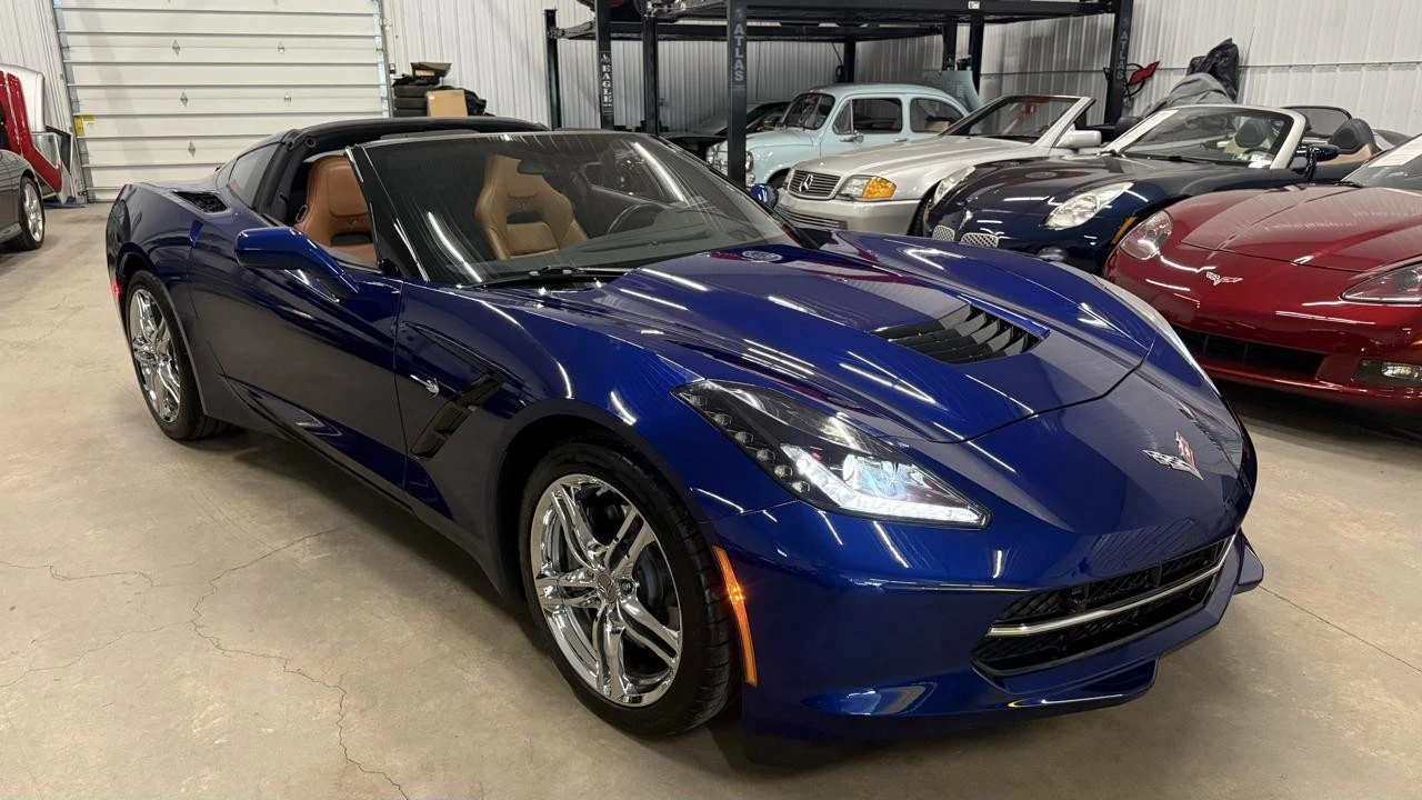 2017 Chevrolet Corvette C7 - Image 2 of 31