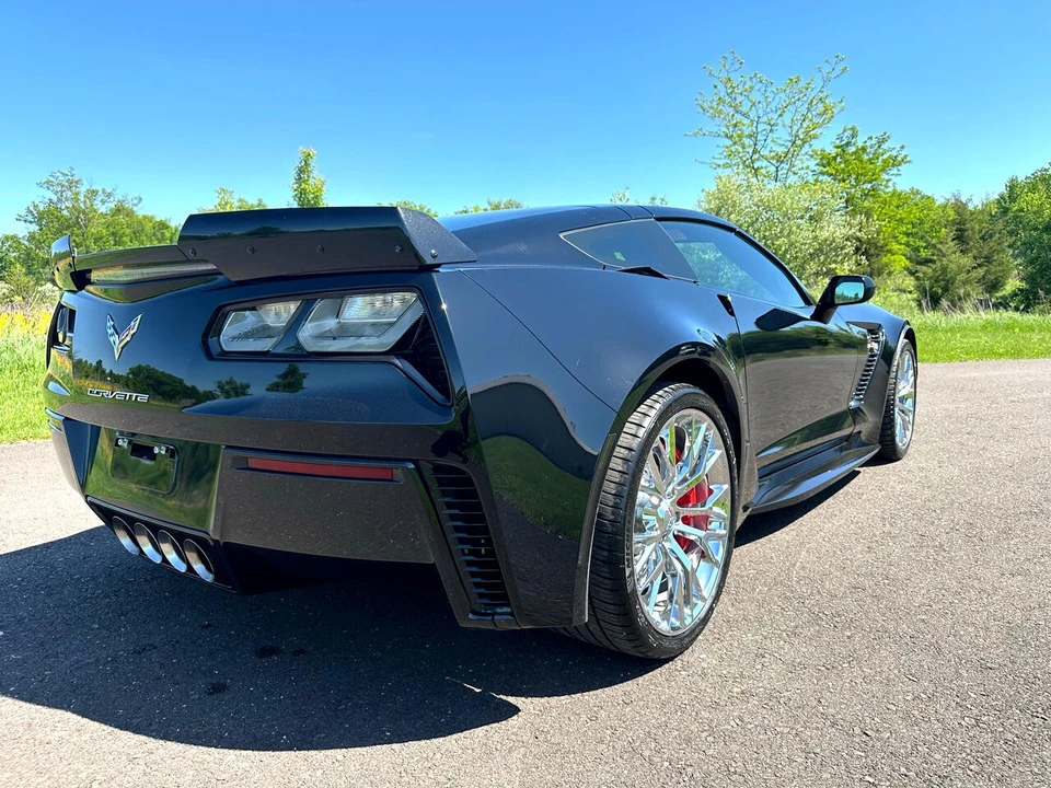 2017 Chevrolet Corvette C7 Z06 - Image 8 of 21