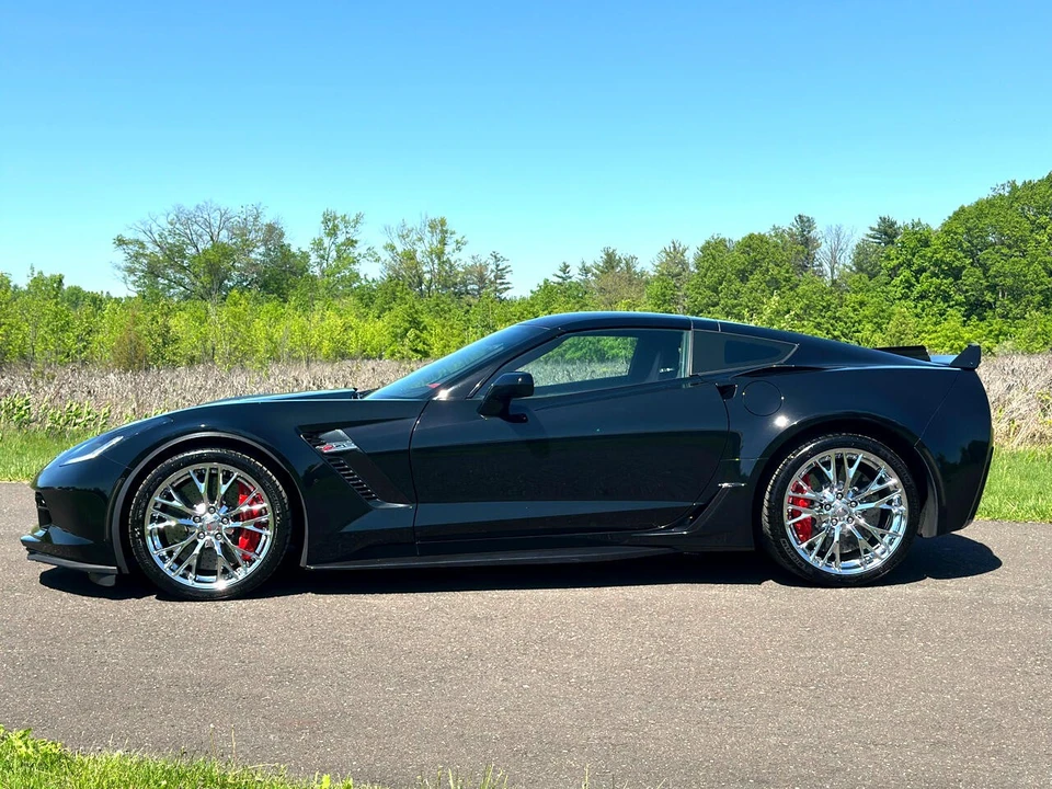 2017 Chevrolet Corvette C7 Z06 - Image 3 of 21