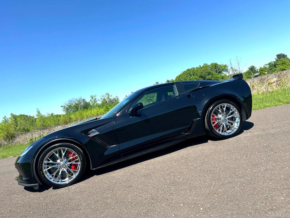 2017 Chevrolet Corvette C7 Z06 - Image 2 of 21