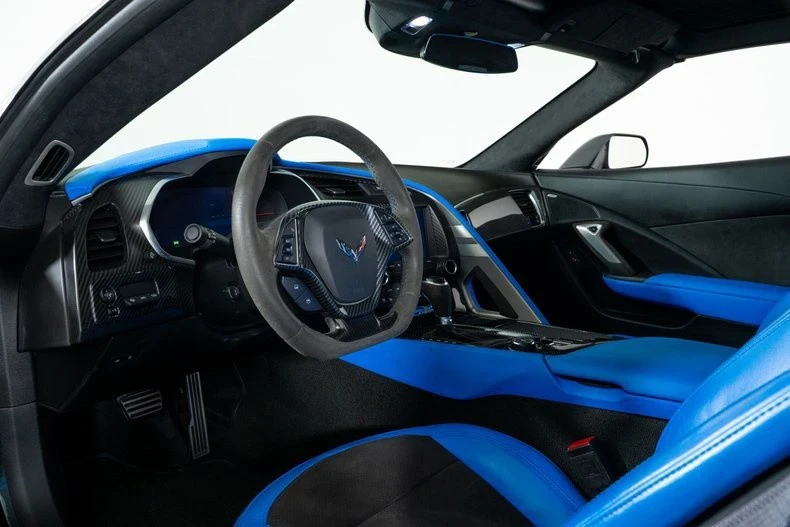 2017 Chevrolet Corvette C7 - Image 2 of 21