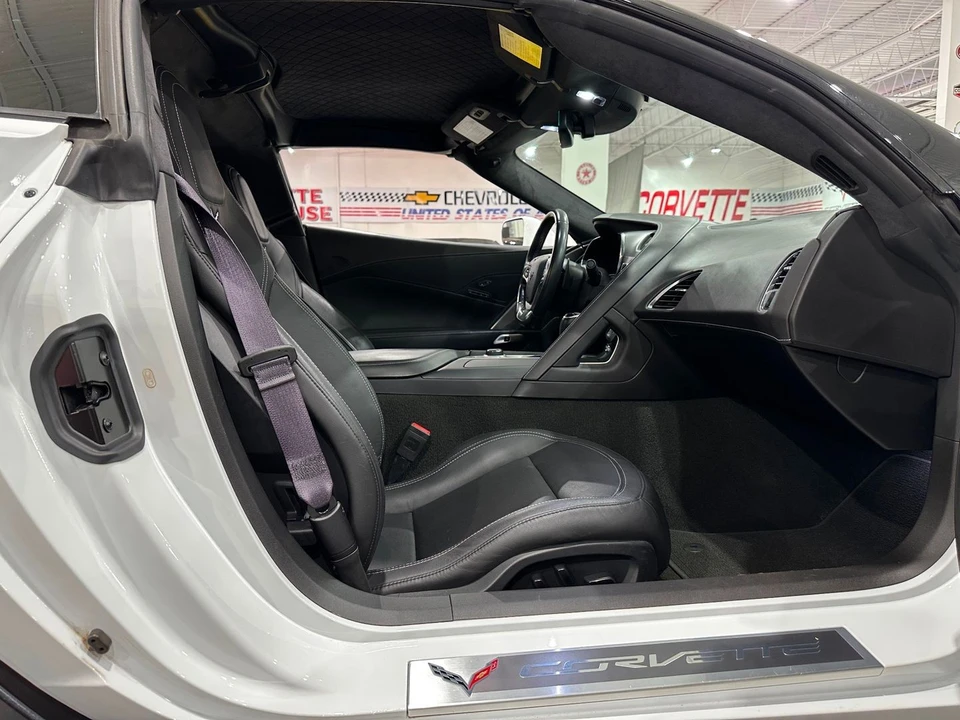 2017 Chevrolet Corvette C7 Grand Sport - Image 11 of 21