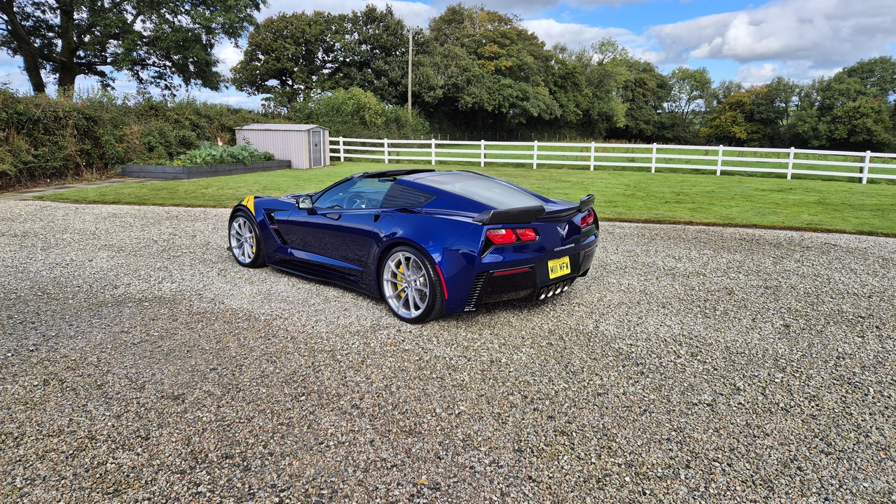 2017 Chevrolet Corvette C7 - Image 3 of 31