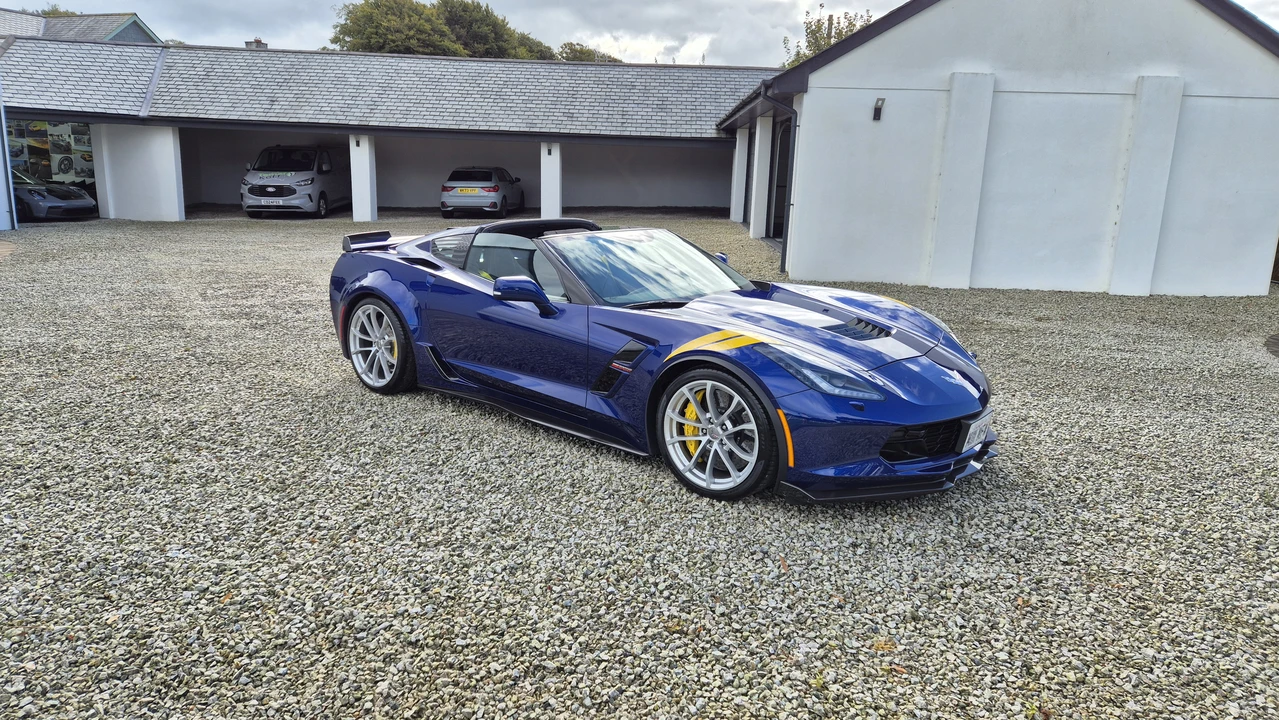2017 Chevrolet Corvette C7 - Image 8 of 31