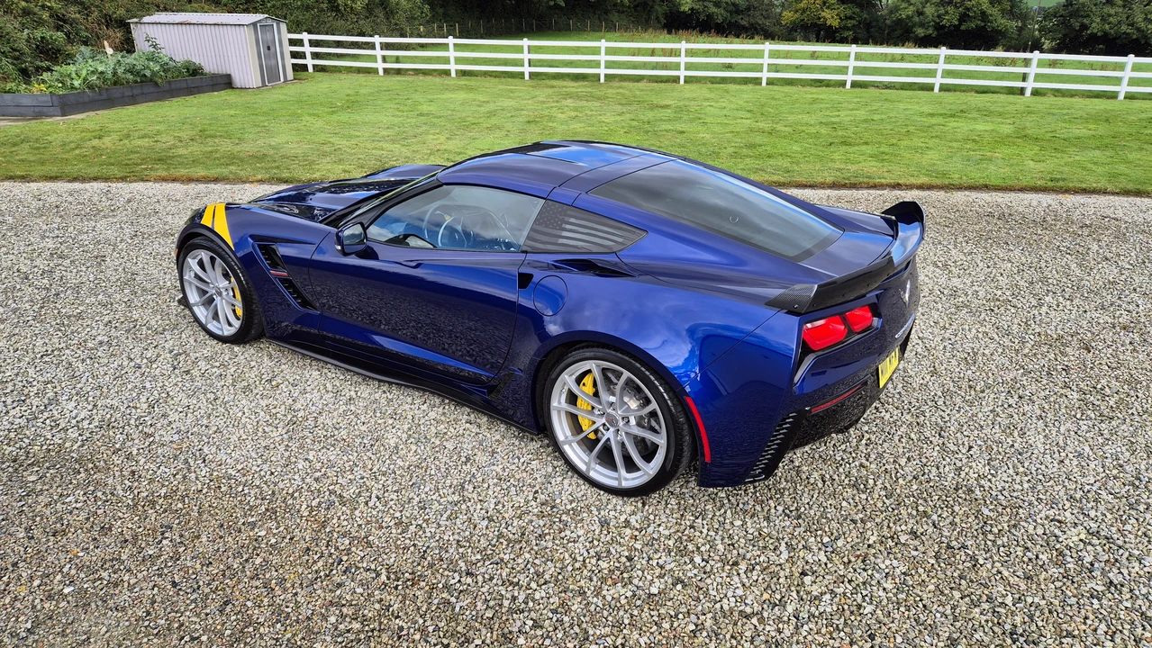 2017 Chevrolet Corvette C7 - Image 4 of 31