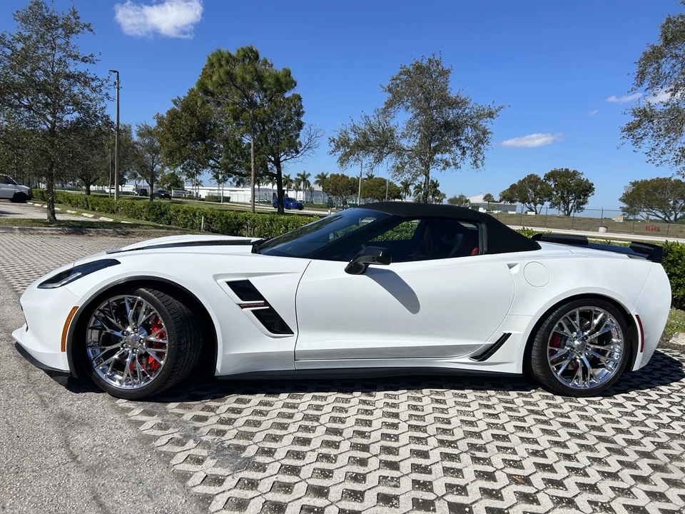 2017 Chevrolet Corvette C7 - Image 2 of 21