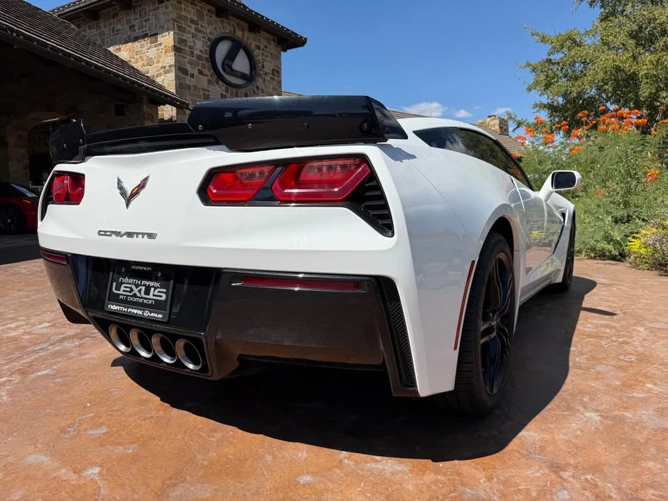 2017 Chevrolet Corvette C7 - Image 2 of 3
