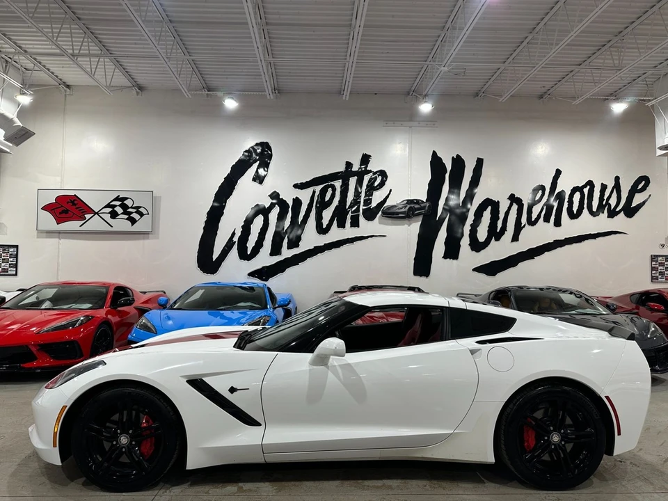 2017 Chevrolet Corvette C7 - Image 2 of 11