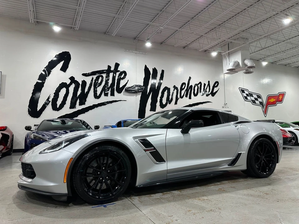 2017 Chevrolet Corvette - Image 16 of 21
