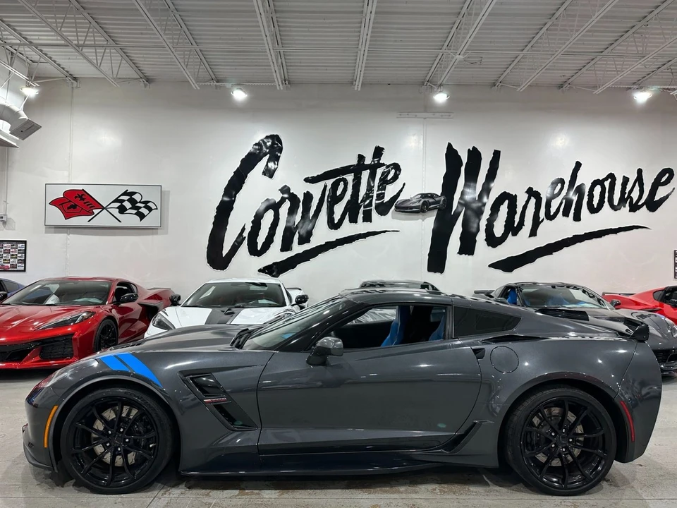 2017 Chevrolet Corvette C7 - Image 2 of 11