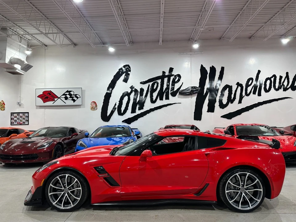 2017 Chevrolet Corvette C7 - Image 2 of 11
