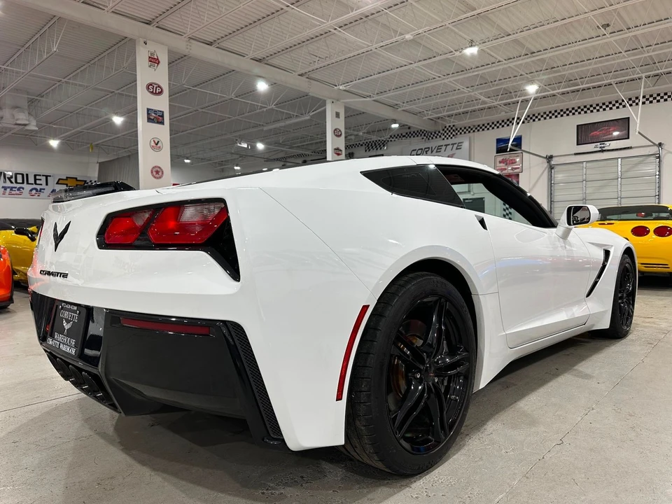 2017 Chevrolet Corvette C7 - Image 4 of 21