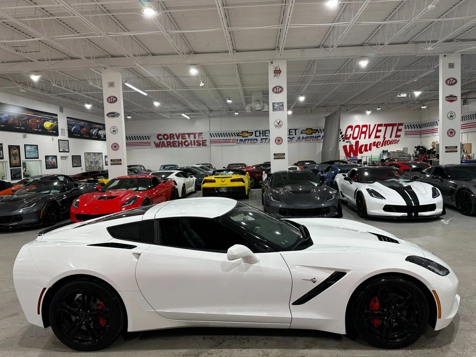 2017 Chevrolet Corvette C7 - Image 6 of 11
